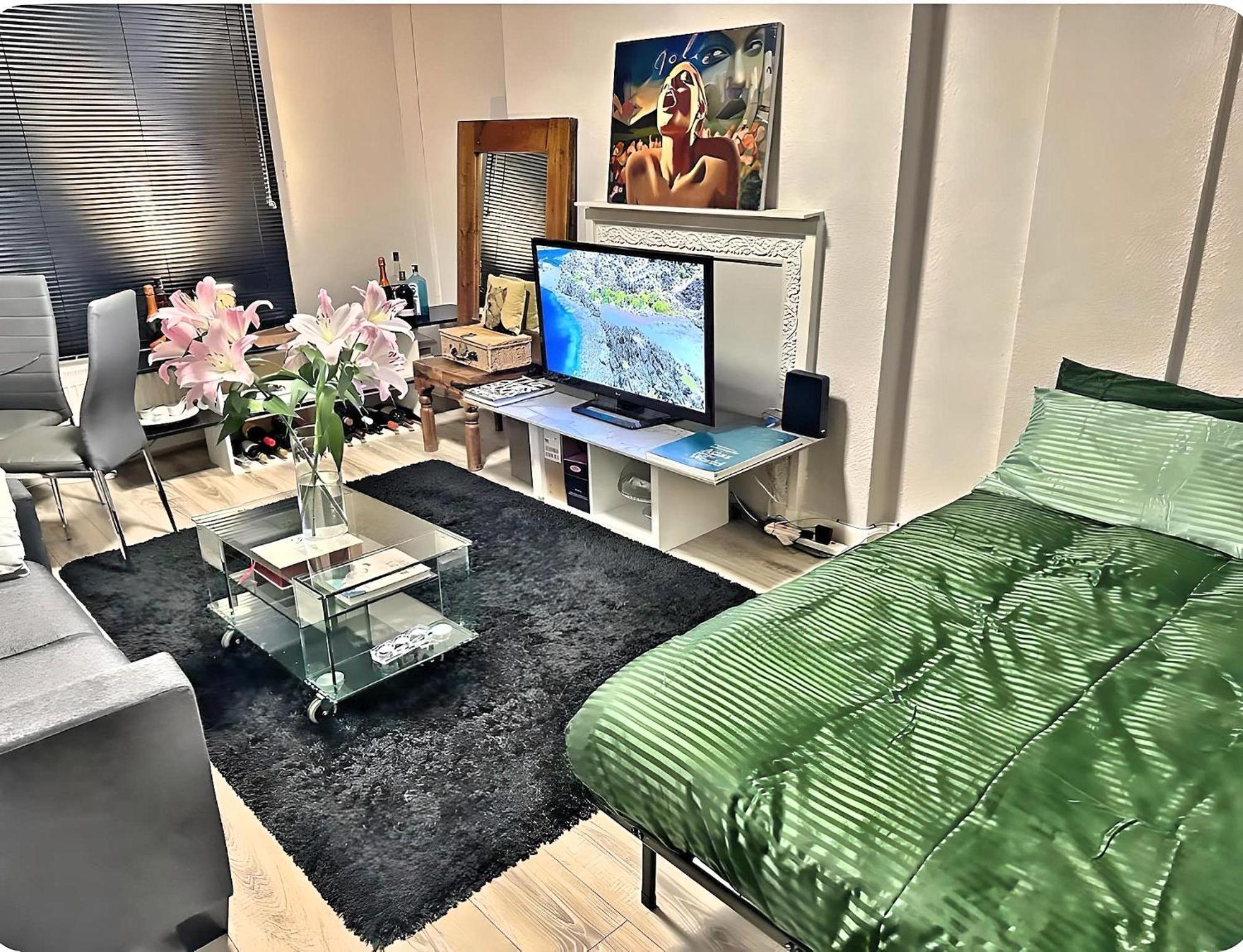 Brixton Hill Retreat Modern And Cosy Apartment Лондон Екстериор снимка